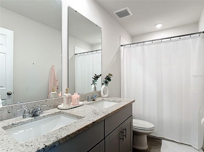 Image No.21-4 Bed House for sale