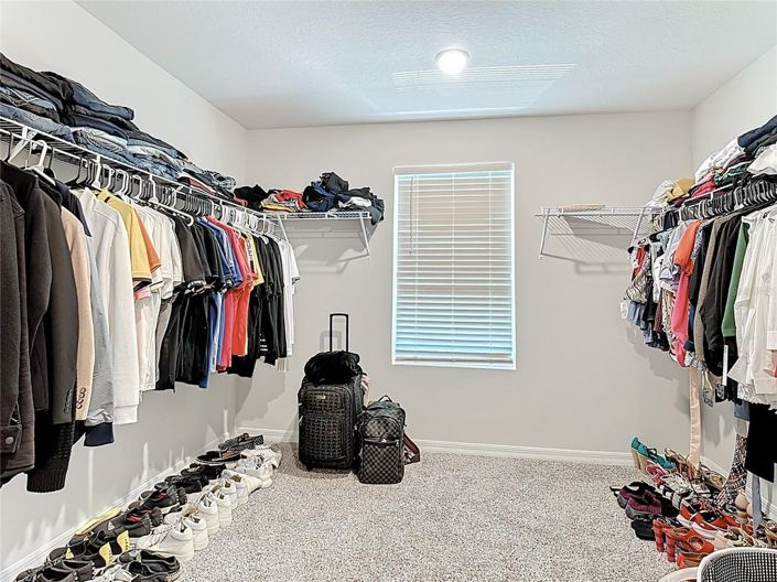 Image No.22-4 Bed House for sale