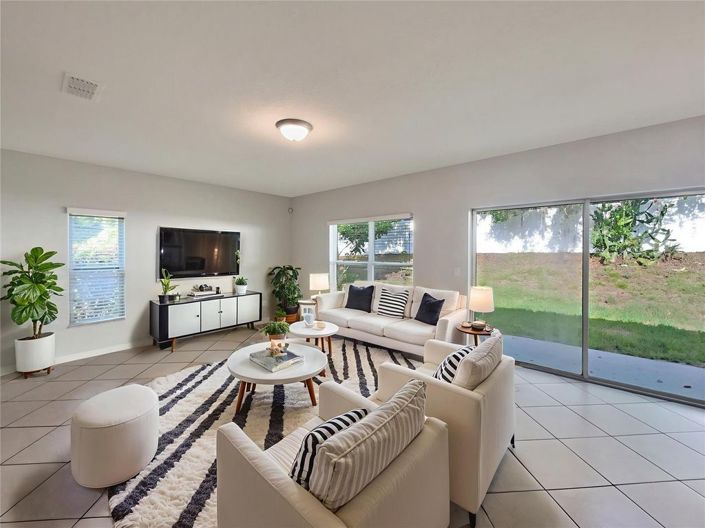 Image No.3-4 Bed House for sale