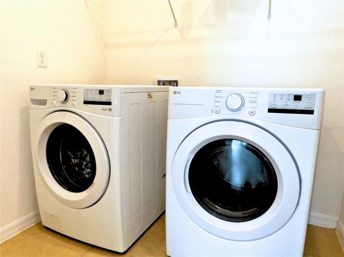 Image No.15-4 Bed House for sale