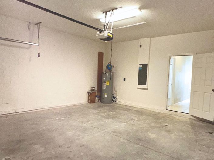 Image No.16-4 Bed House for sale