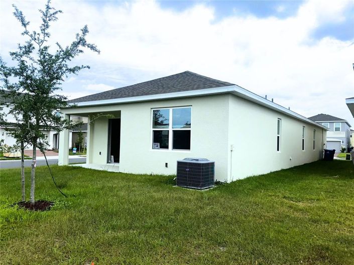 Image No.18-4 Bed House for sale