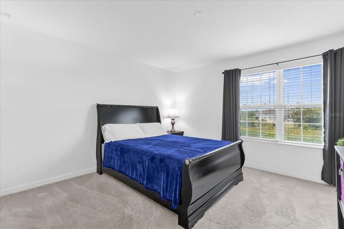 Image No.13-4 Bed Townhouse for sale