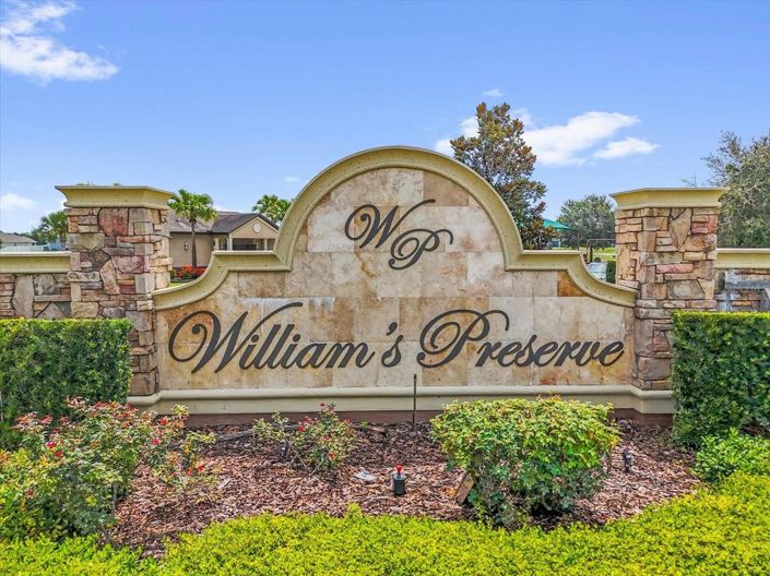 Image No.18-4 Bed Townhouse for sale