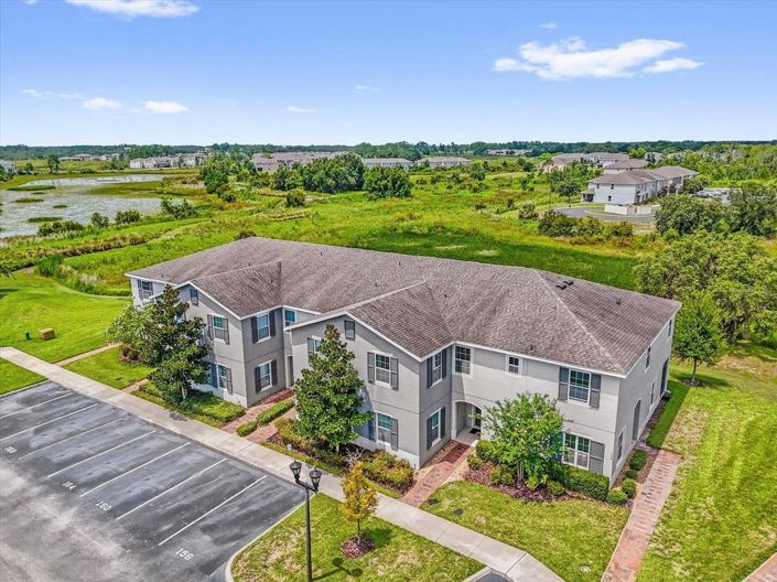 Image No.20-4 Bed Townhouse for sale