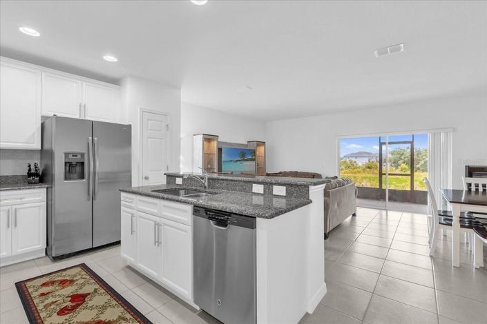 Image No.3-4 Bed Townhouse for sale