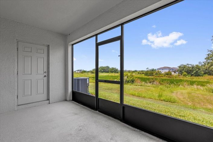 Image No.8-4 Bed Townhouse for sale