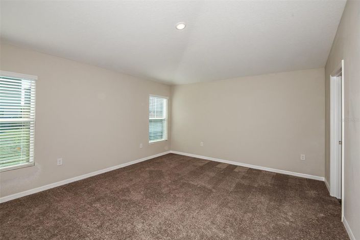 Image No.10-3 Bed House for sale