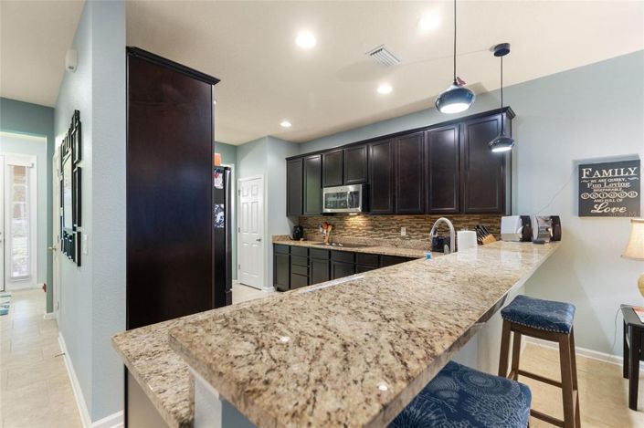 Image No.9-3 Bed House for sale