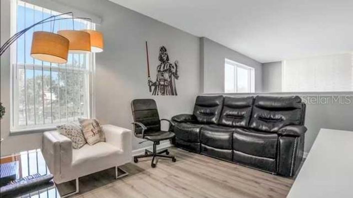 Image No.11-6 Bed House for sale