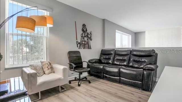 Image No.10-6 Bed House for sale