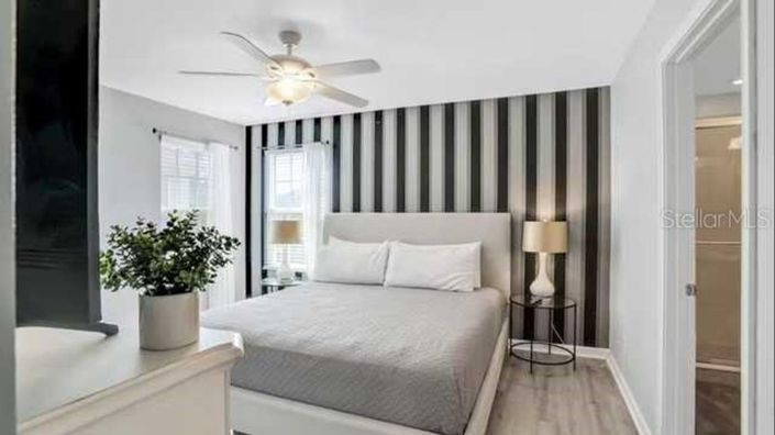 Image No.19-6 Bed House for sale