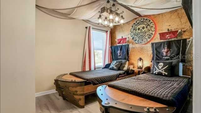 Image No.24-6 Bed House for sale