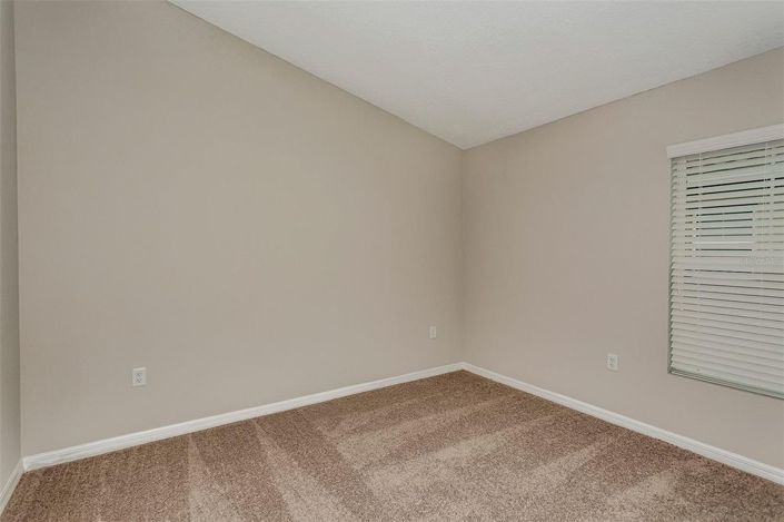 Image No.19-4 Bed House for sale