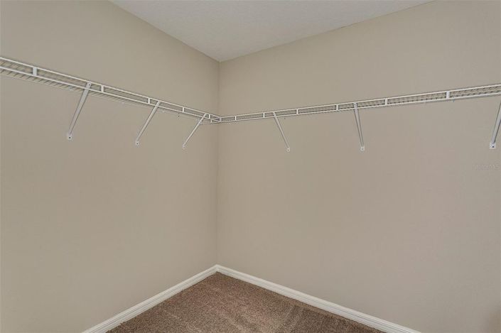 Image No.22-4 Bed House for sale