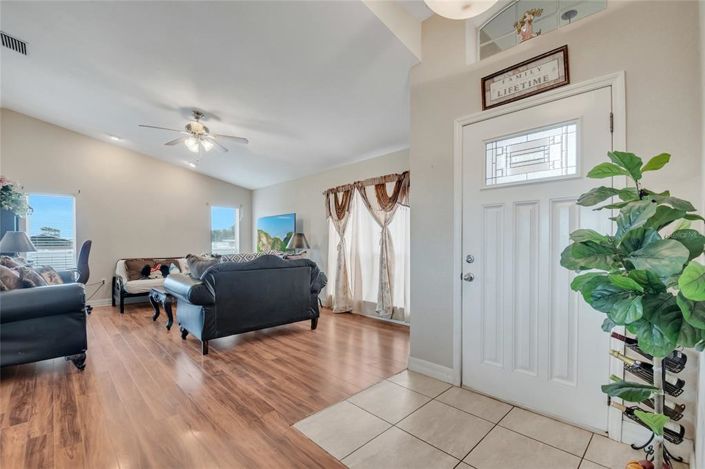 Image No.3-Maison de 3 chambres à vendre à Saint John