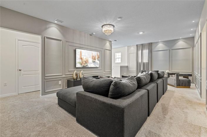 Image No.20-6 Bed House for sale