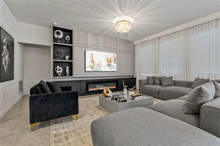 Image No.32-6 Bed House for sale