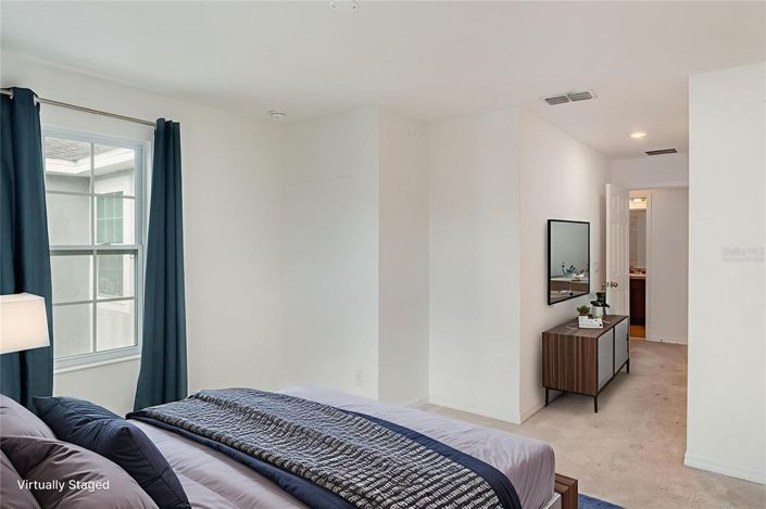 Image No.21-4 Bed Townhouse for sale