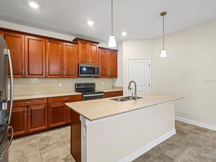 Image No.11-4 Bed House for sale