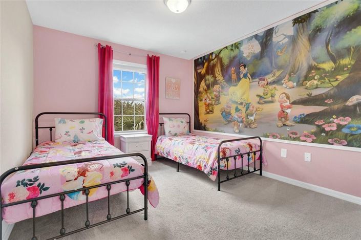 Image No.24-5 Bed House for sale