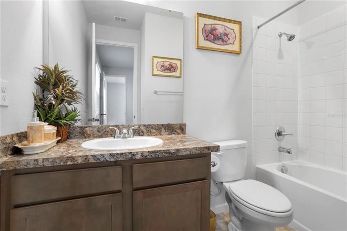 Image No.20-5 Bed House for sale