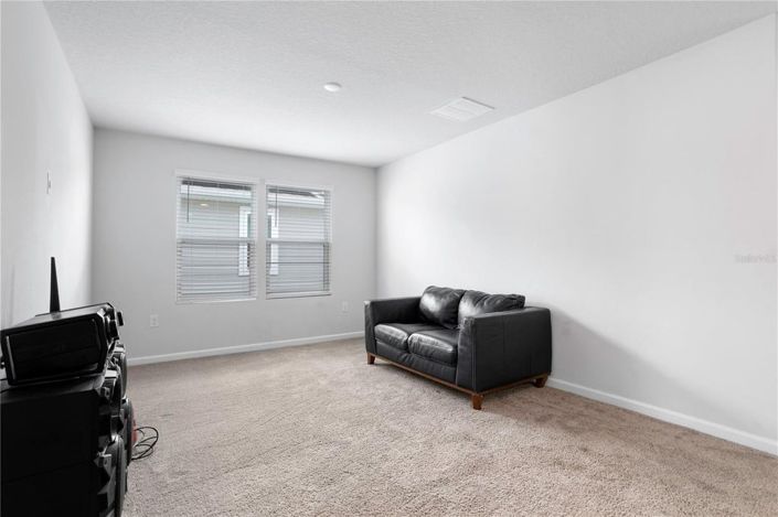 Image No.26-5 Bed House for sale