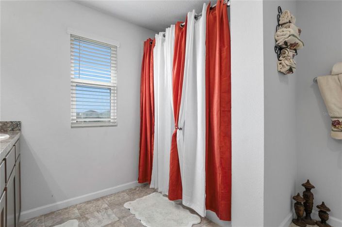 Image No.31-5 Bed House for sale