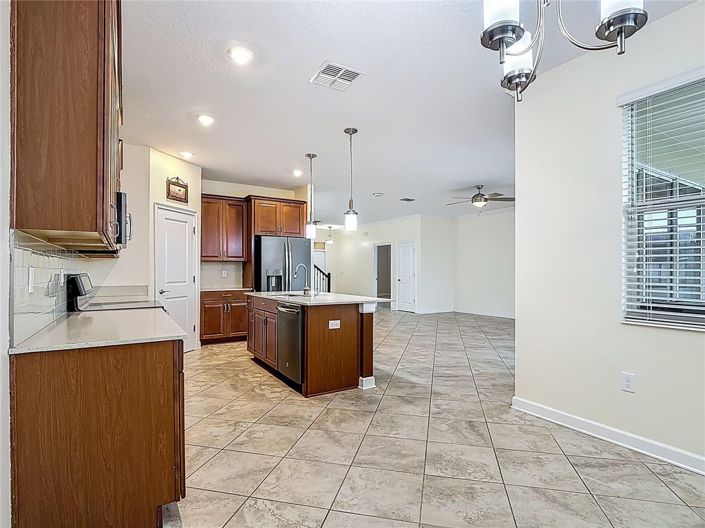 Image No.22-6 Bed House for sale