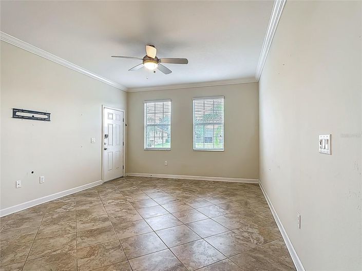 Image No.27-6 Bed House for sale