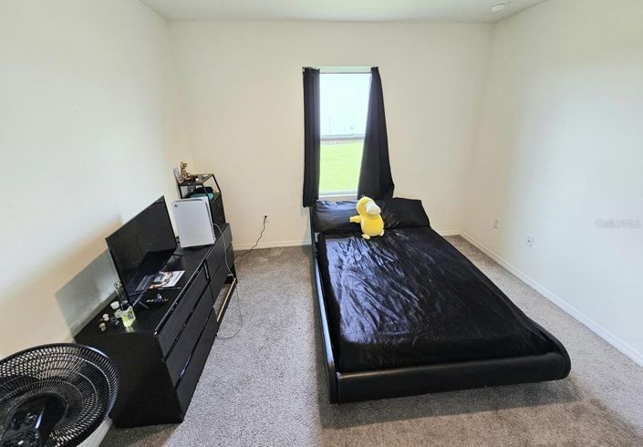 Image No.18-4 Bed House for sale