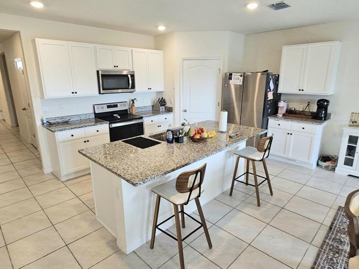 Image No.21-4 Bed House for sale