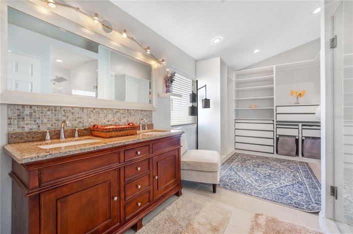 Image No.21-Propriété de 4 chambres à vendre à Davenport