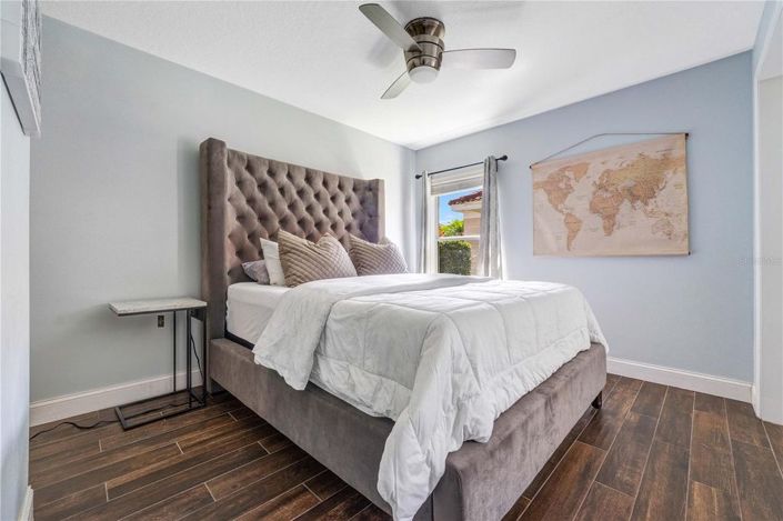 Image No.26-4 Bed House for sale