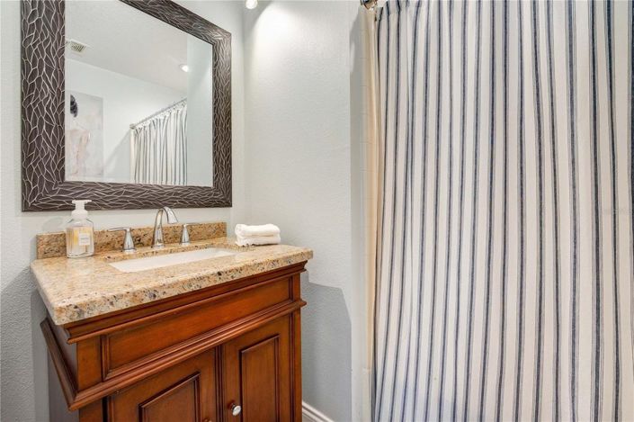 Image No.29-4 Bed House for sale