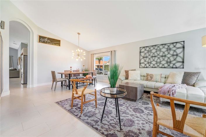 Image No.4-Propriété de 4 chambres à vendre à Davenport