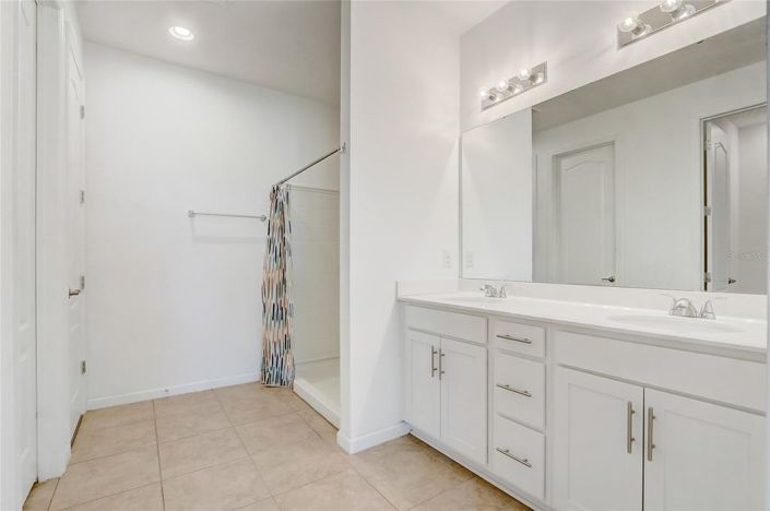 Image No.21-4 Bed House for sale