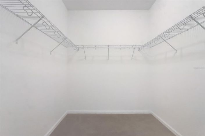 Image No.24-4 Bed House for sale