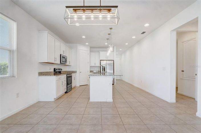 Image No.10-4 Bed House for sale