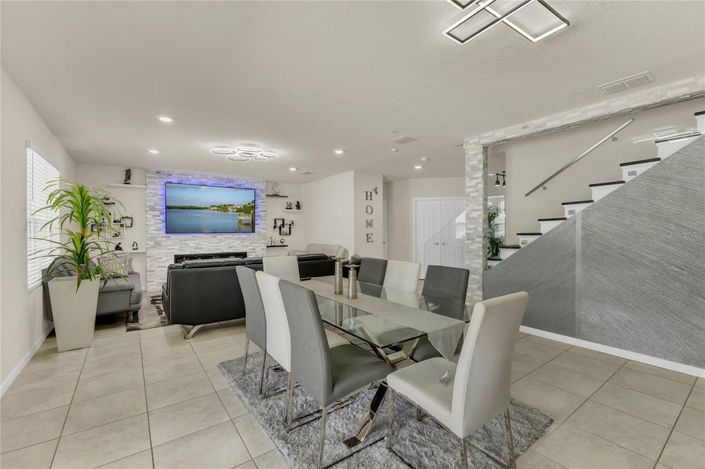 Image No.11-5 Bed House for sale