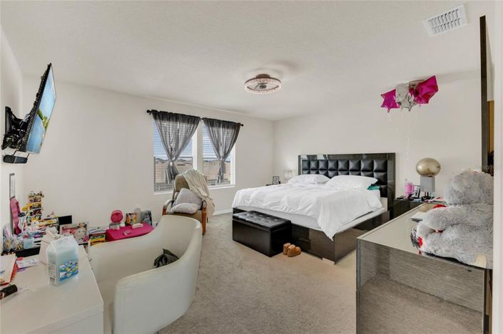 Image No.13-5 Bed House for sale