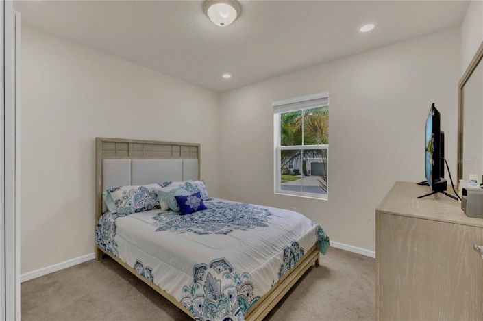 Image No.16-5 Bed House for sale