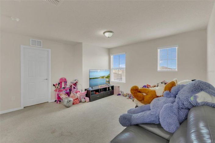 Image No.18-5 Bed House for sale