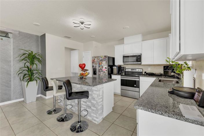 Image No.3-Maison de 5 chambres à vendre à Saint John