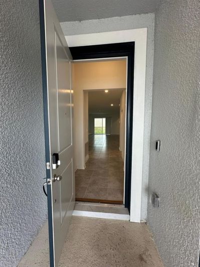 Image No.12-4 Bed House for sale