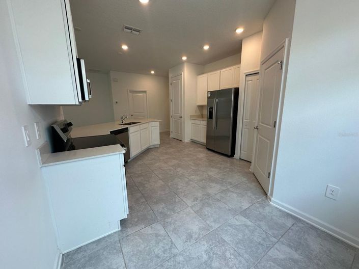 Image No.17-4 Bed House for sale