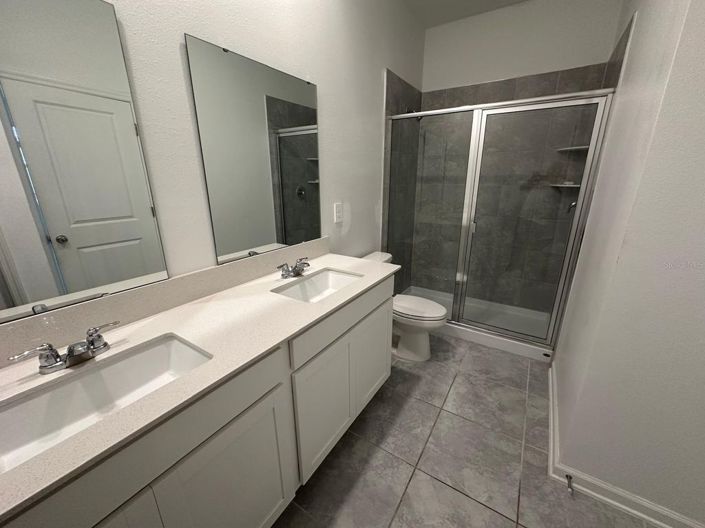 Image No.35-4 Bed House for sale