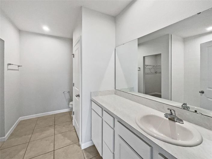 Image No.17-3 Bed House for sale