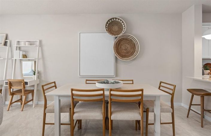 Image No.11-3 Bed Townhouse for sale