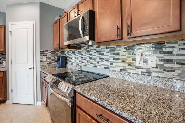 Image No.15-4 Bed House for sale